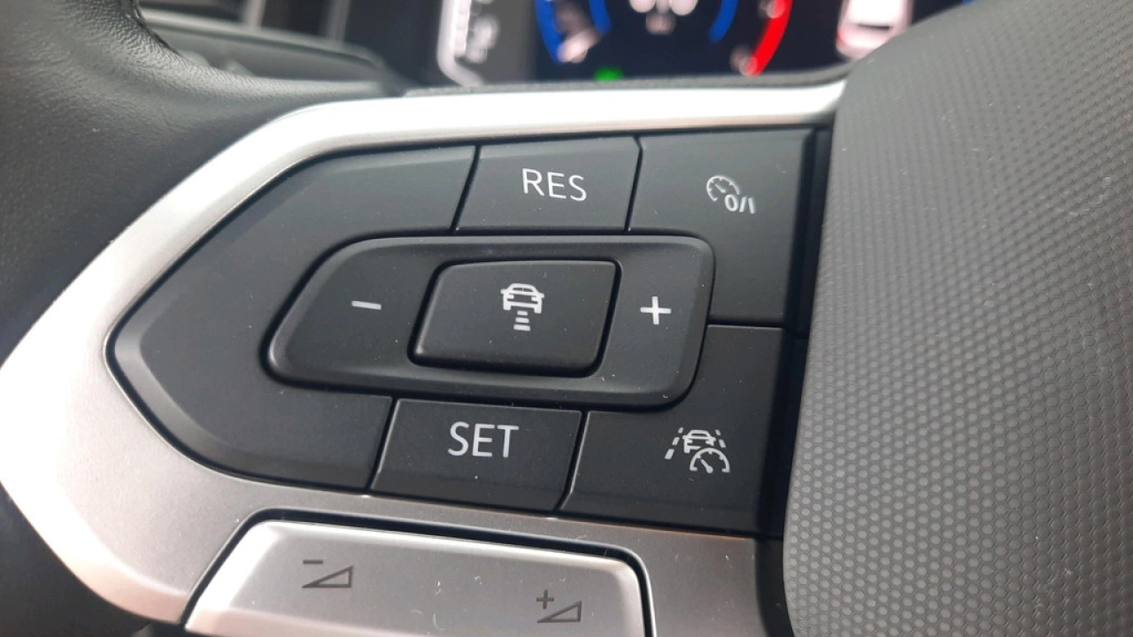 Volkswagen Polo 1.0 TSI Life Business