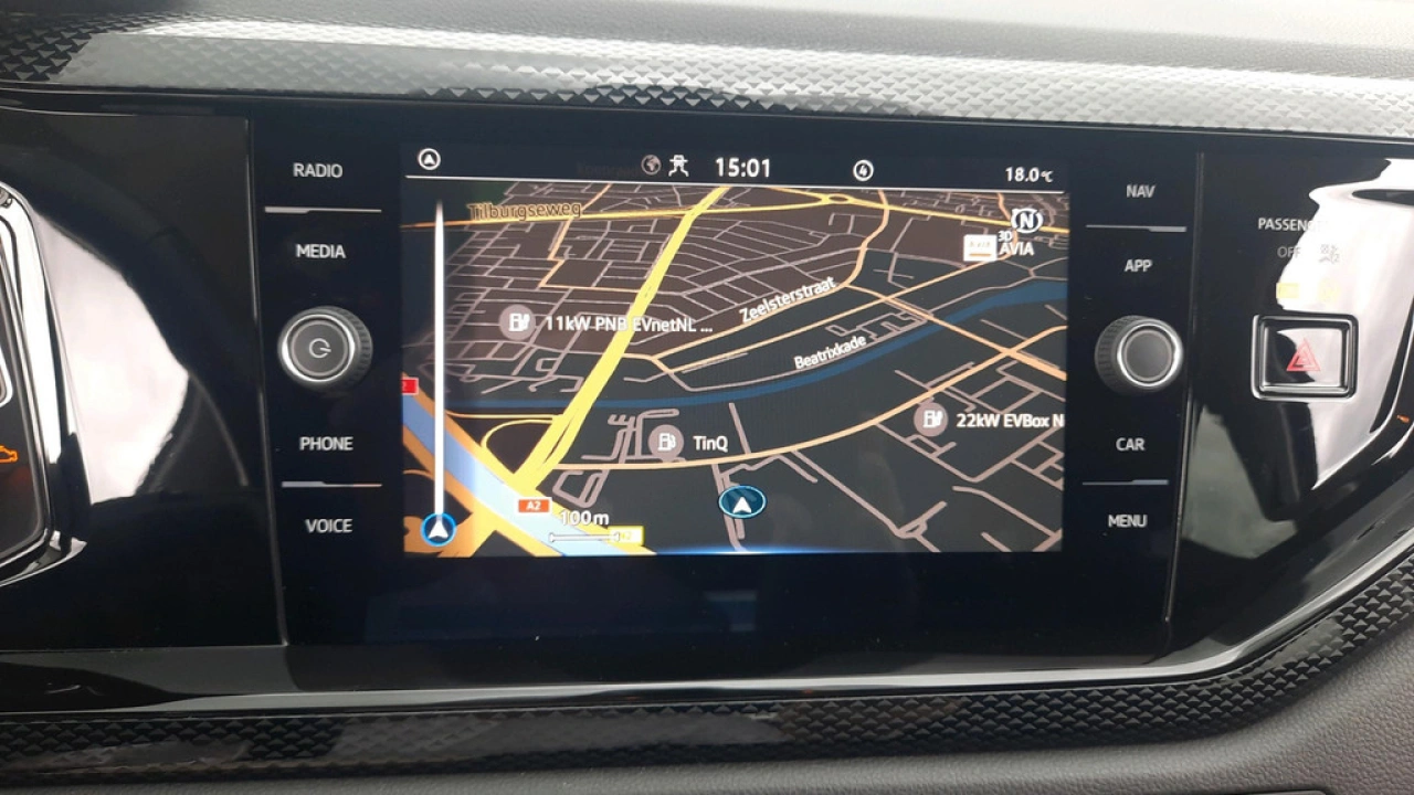 Volkswagen Polo 1.0 TSI Life Business