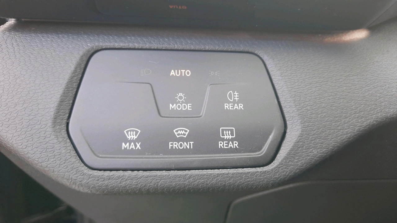 Volkswagen ID.5 Pro 77 kWh | Multimedia pakket | Comfortpakket | 19