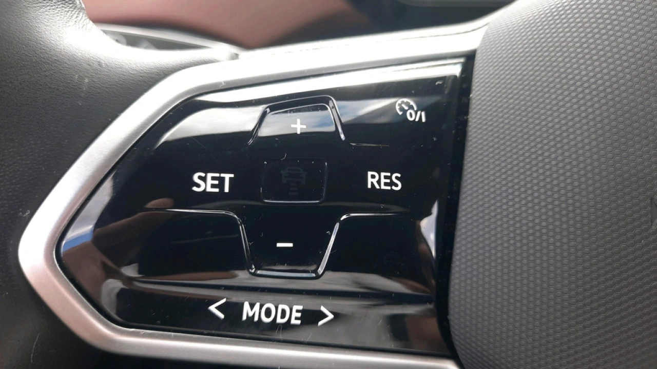 Volkswagen ID.5 Pro 77 kWh | Multimedia pakket | Comfortpakket | 19