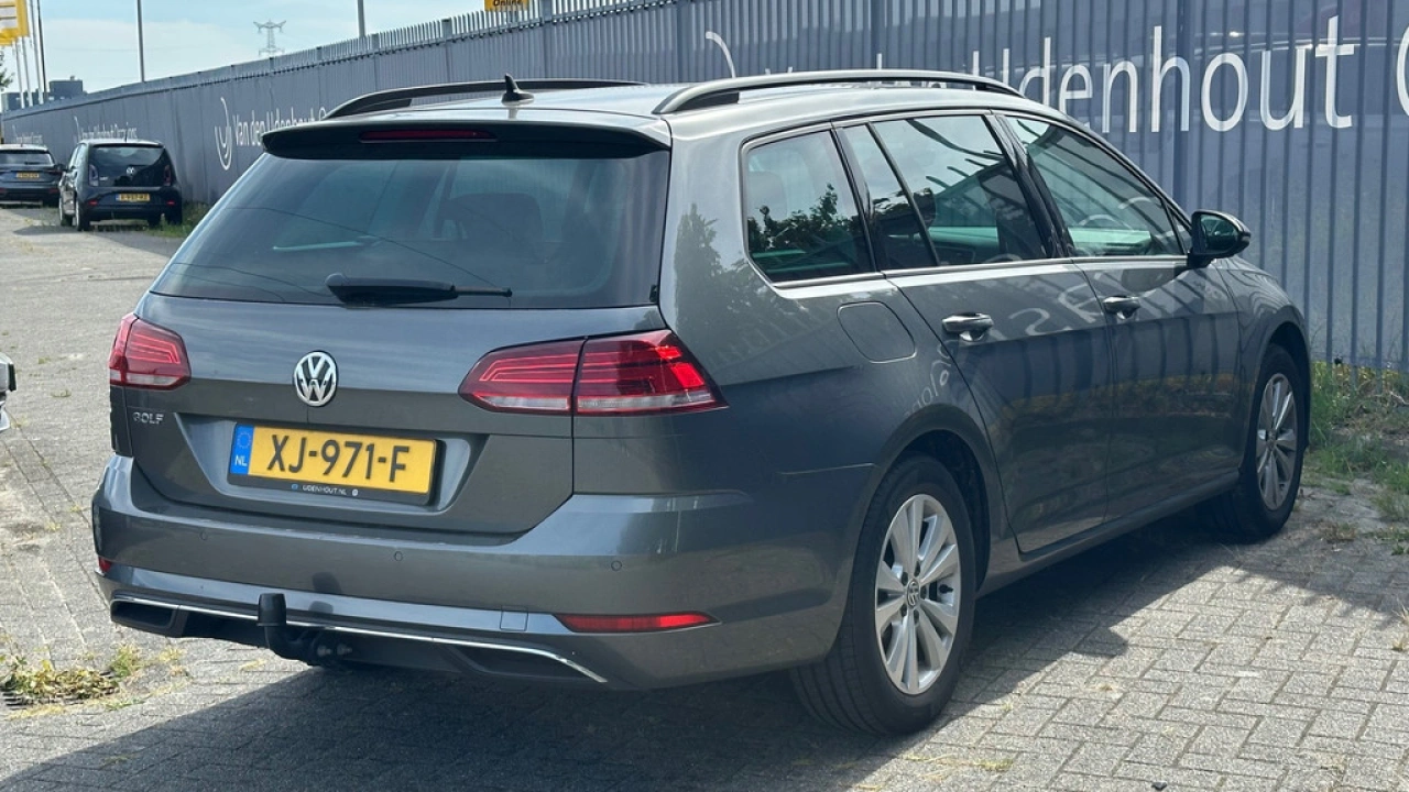 Volkswagen GOLF Variant 1.0 TSI 115pk Comfortline Navigatie Trekhaak