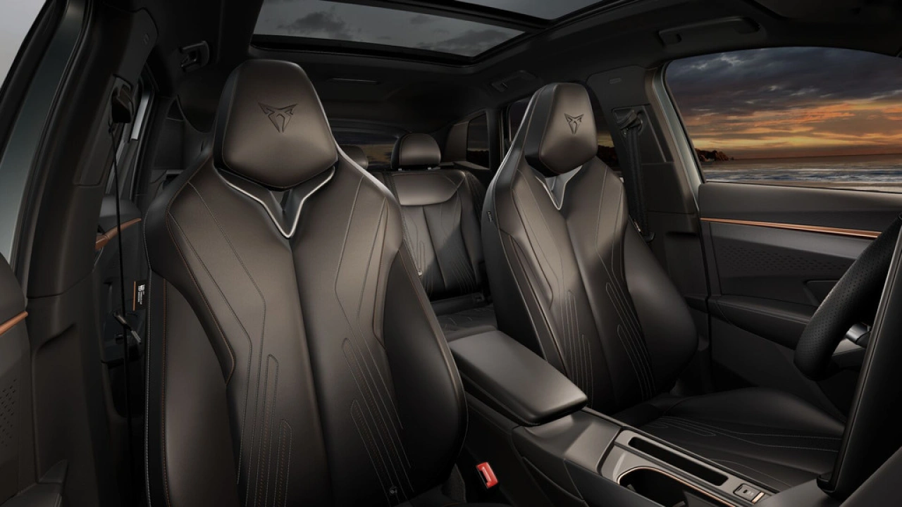 CUPRA Terramar 1.5 TSI e-Hybrid 272 6DSG VZ America's CUP