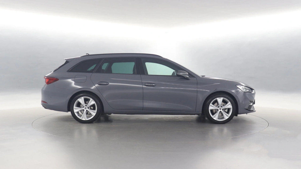 SEAT Leon Sportstourer 1.5 TSI 150pk FR Business Intense