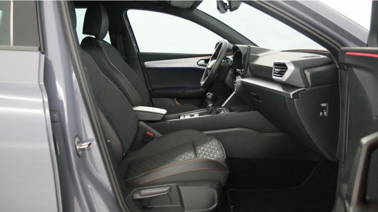 SEAT Leon Sportstourer 1.5 TSI 150pk FR Business Intense