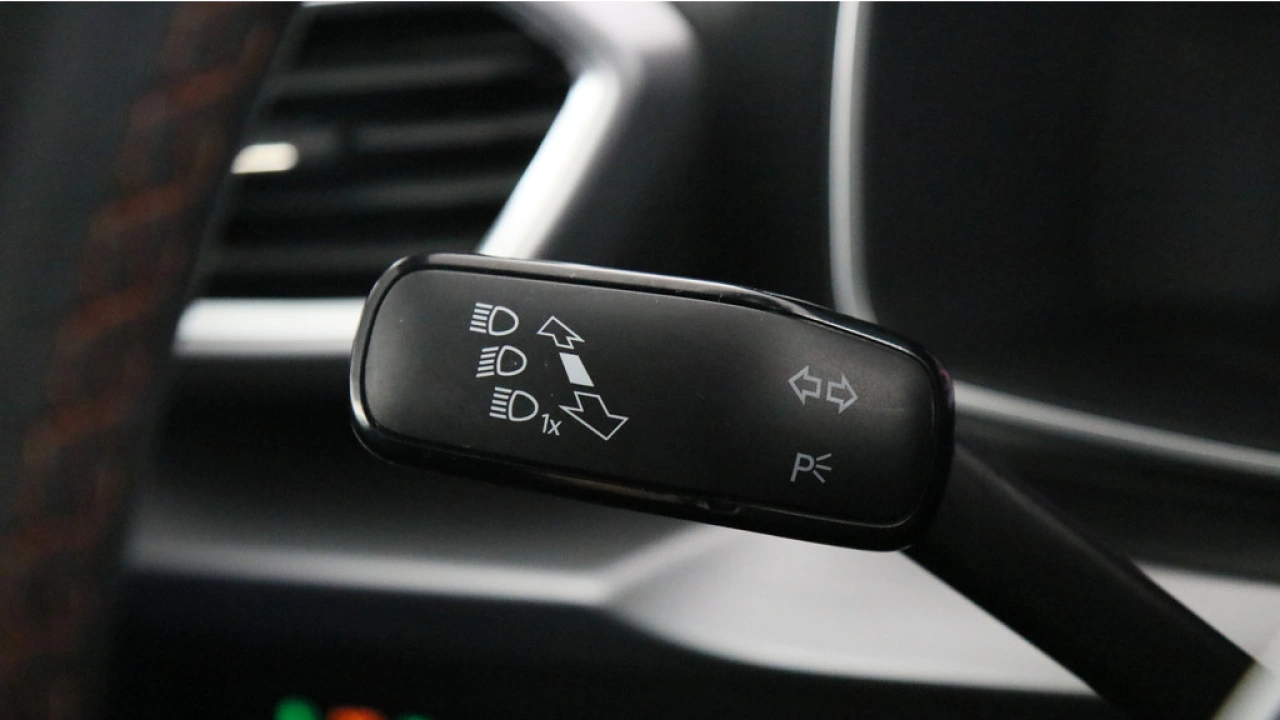 SEAT Leon Sportstourer 1.5 TSI 150pk FR Business Intense