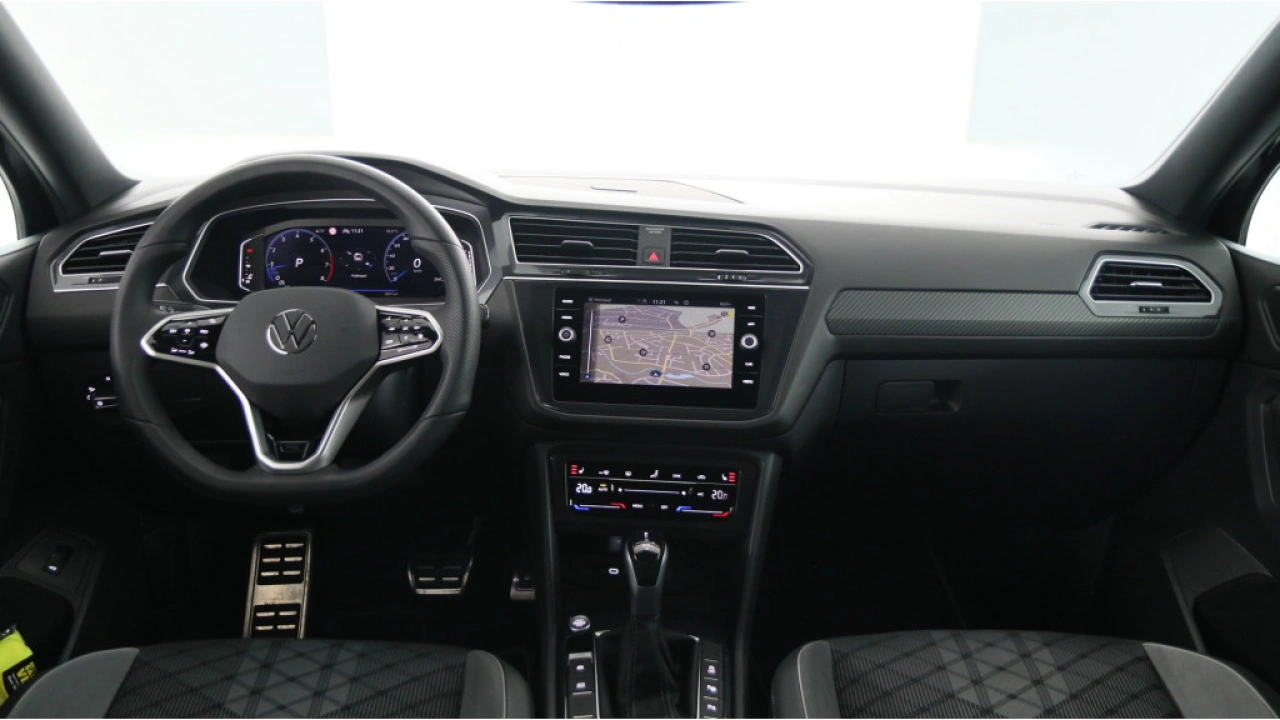 Volkswagen Tiguan Allspace 1.5 TSI 150pk DSG R-Line Business 7p. Trekhaak