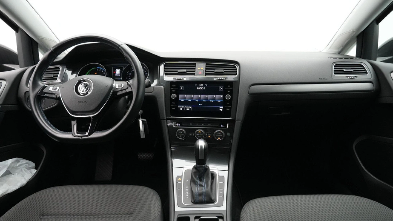 Volkswagen e-Golf E-DITION