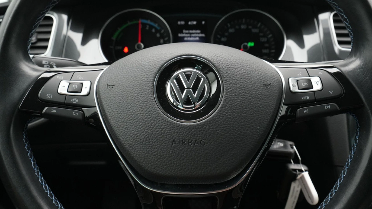 Volkswagen e-Golf E-DITION