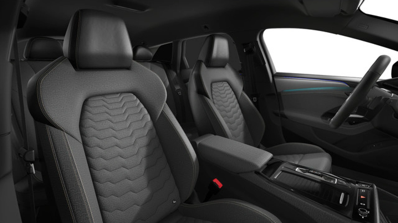 Audi A6 Avant e-tron 367 1AT S edition