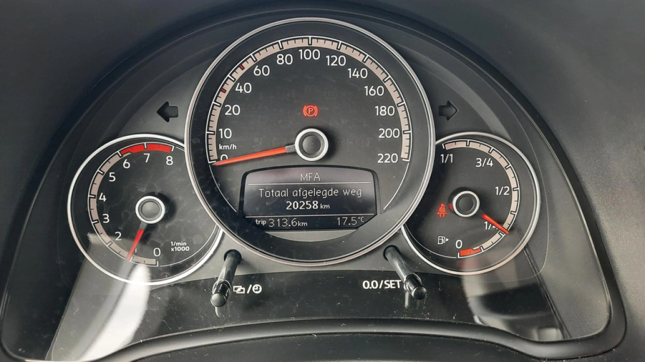 Volkswagen up! 1.0 Airco | Smartphone integratie | Lane Assist | DAB |