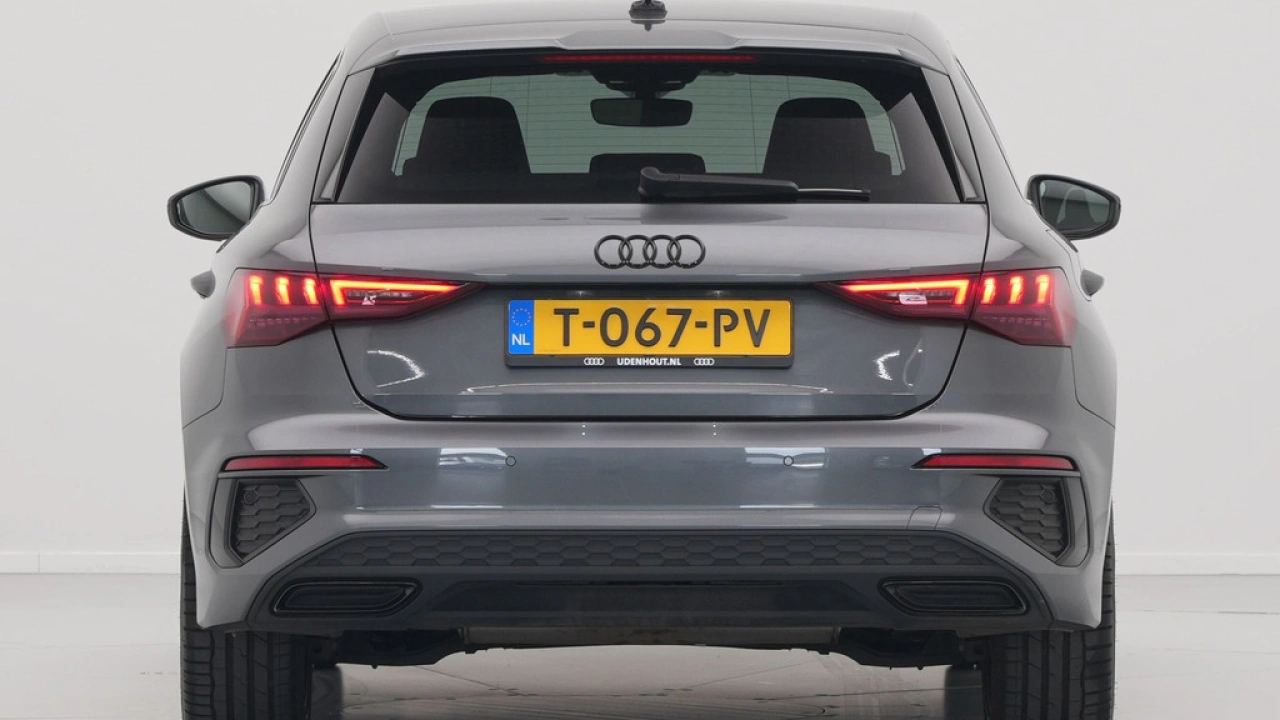 Audi A3 Sportback 30 TFSI 110pk S-Tronic S-Line edition