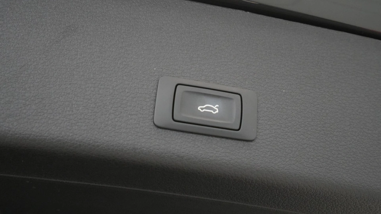 Audi e-tron 55 quattro 408pk Business edition Plus 95 kWh