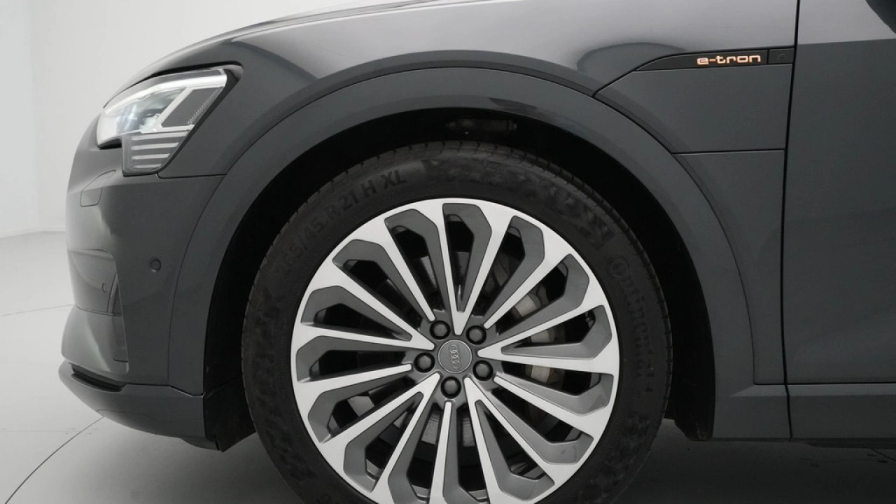 Audi e-tron 55 quattro 408pk Business edition Plus 95 kWh