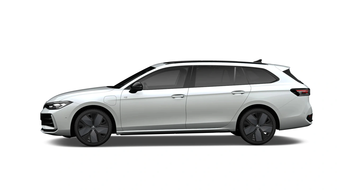 Volkswagen Passat Variant 1.5 eHybrid 204 6DSG R-Line Edition