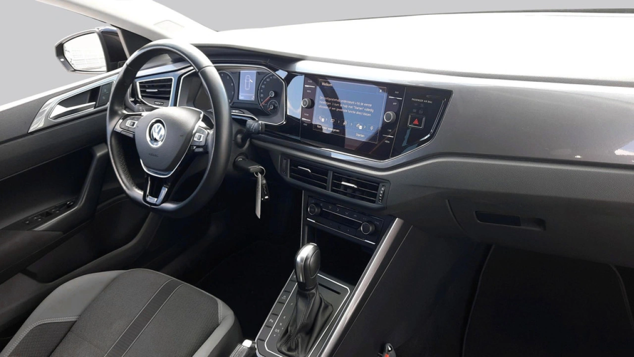 Volkswagen Polo 1.0 TSI Automaat | Highline Business R | Nieuw binnen |