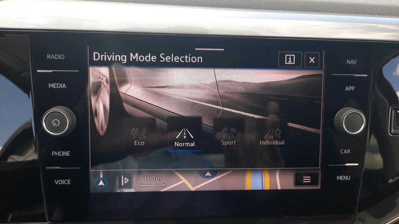 Volkswagen Polo 1.0 TSI Automaat | Highline Business R | Nieuw binnen |