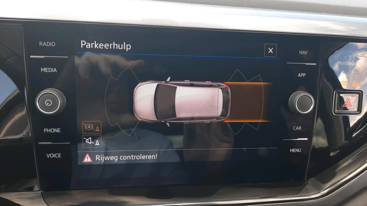 Volkswagen Polo 1.0 TSI Automaat | Highline Business R | Nieuw binnen |