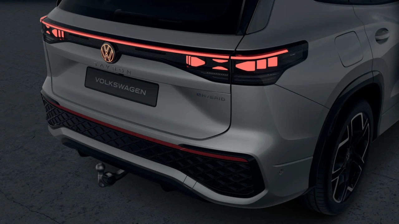 Volkswagen Tayron 1.5 eHybrid 272 6DSG R-Line Edition