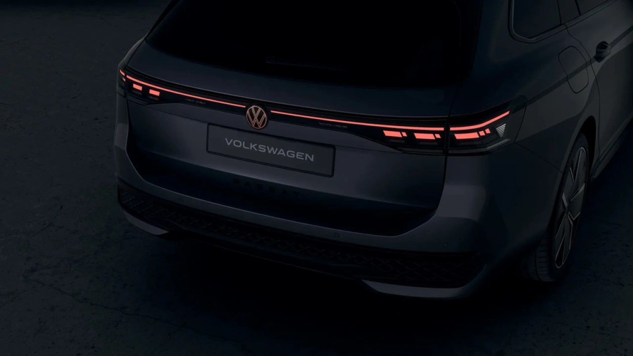 Volkswagen Passat Variant 1.5 eHybrid 272 6DSG R-Line Edition