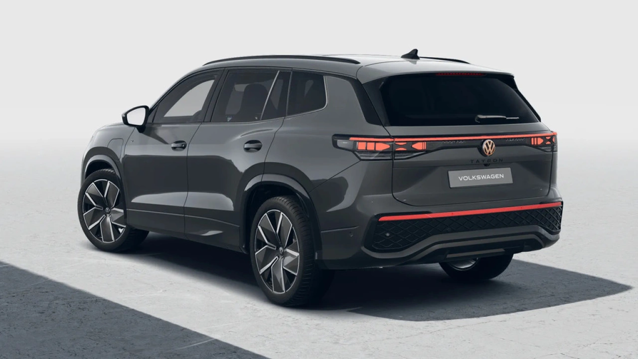 Volkswagen Tayron 1.5 eHybrid 272 6DSG R-Line Edition