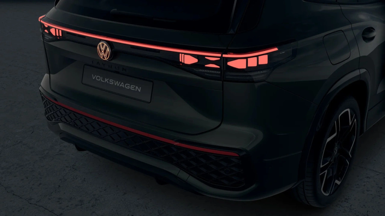 Volkswagen Tayron 1.5 eHybrid 272 6DSG R-Line Edition