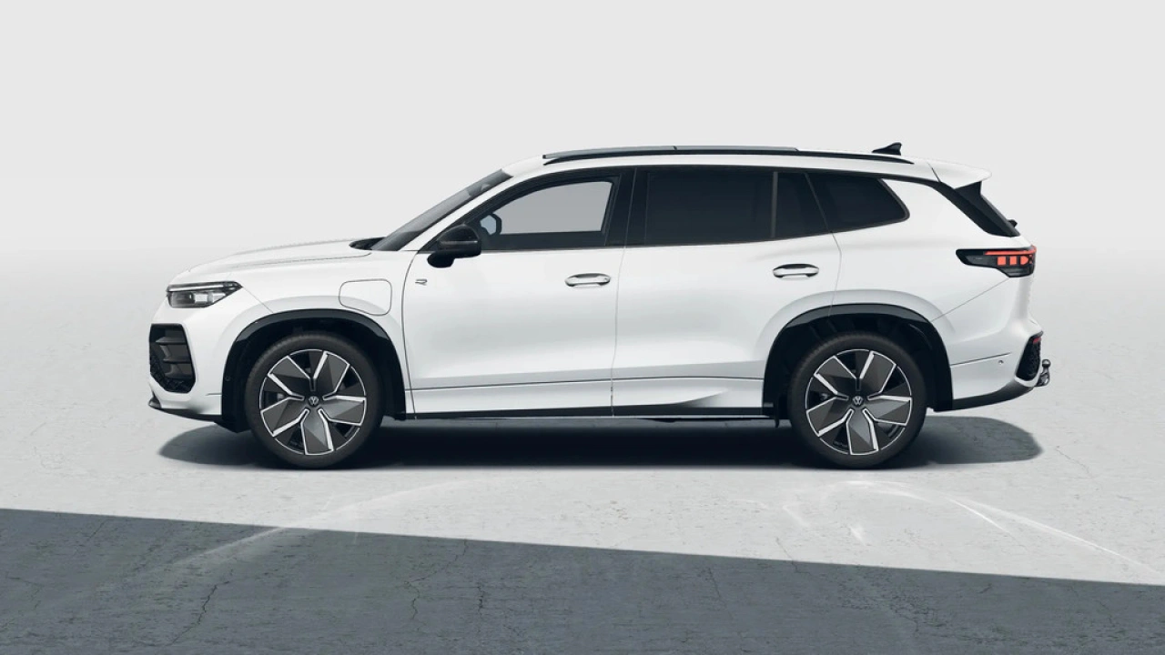 Volkswagen Tayron 1.5 eHybrid 272 6DSG R-Line Edition