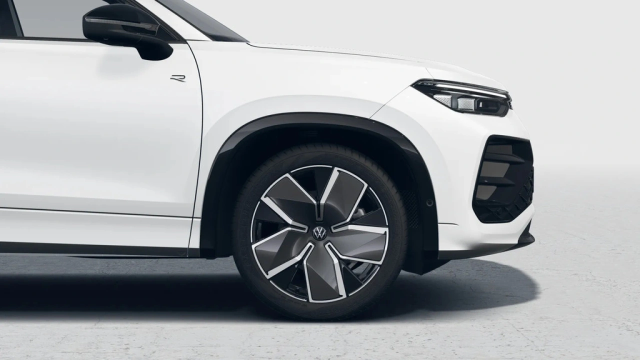 Volkswagen Tayron 1.5 eHybrid 272 6DSG R-Line Edition