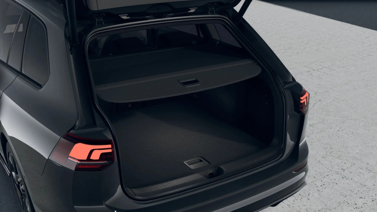 Volkswagen GOLF Variant 1.5 eTSI 150 7DSG R-Line Edition