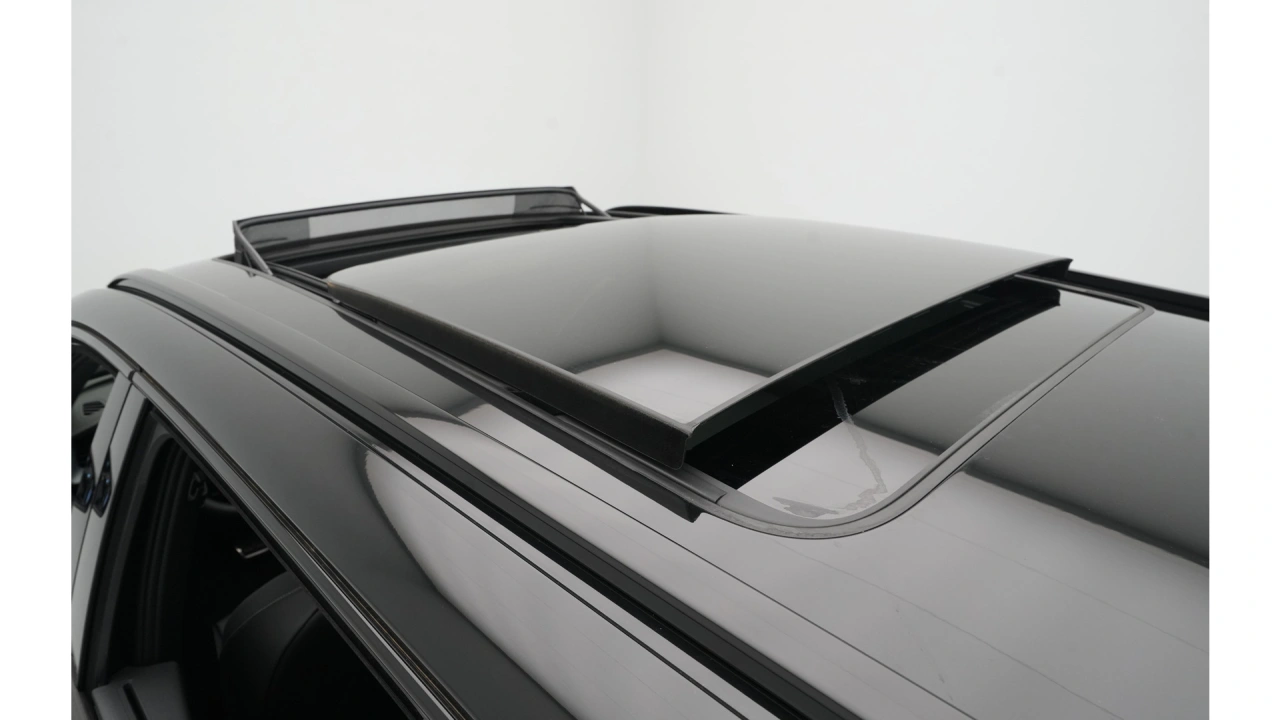 Volkswagen Tayron 1.5 eHybrid 272 6DSG R-Line Edition