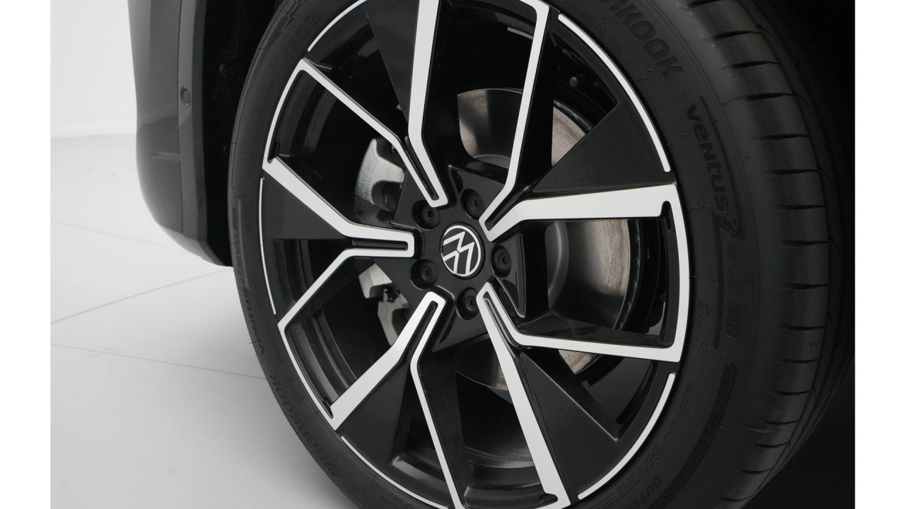 Volkswagen Tayron 1.5 eHybrid 272 6DSG R-Line Edition
