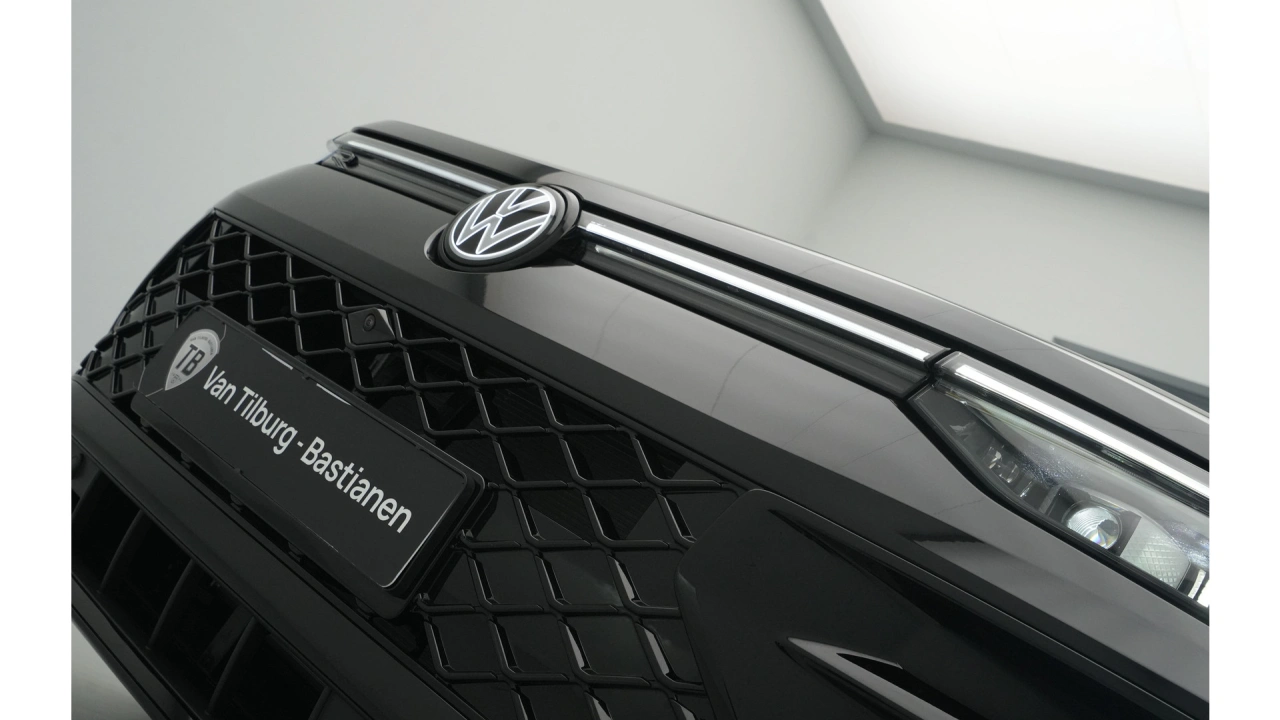Volkswagen Tayron 1.5 eHybrid 272 6DSG R-Line Edition