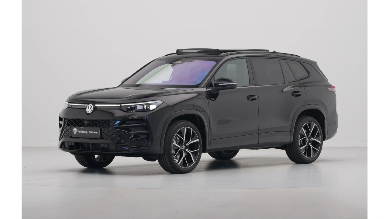 Volkswagen Tayron 1.5 eHybrid 272 6DSG R-Line Edition
