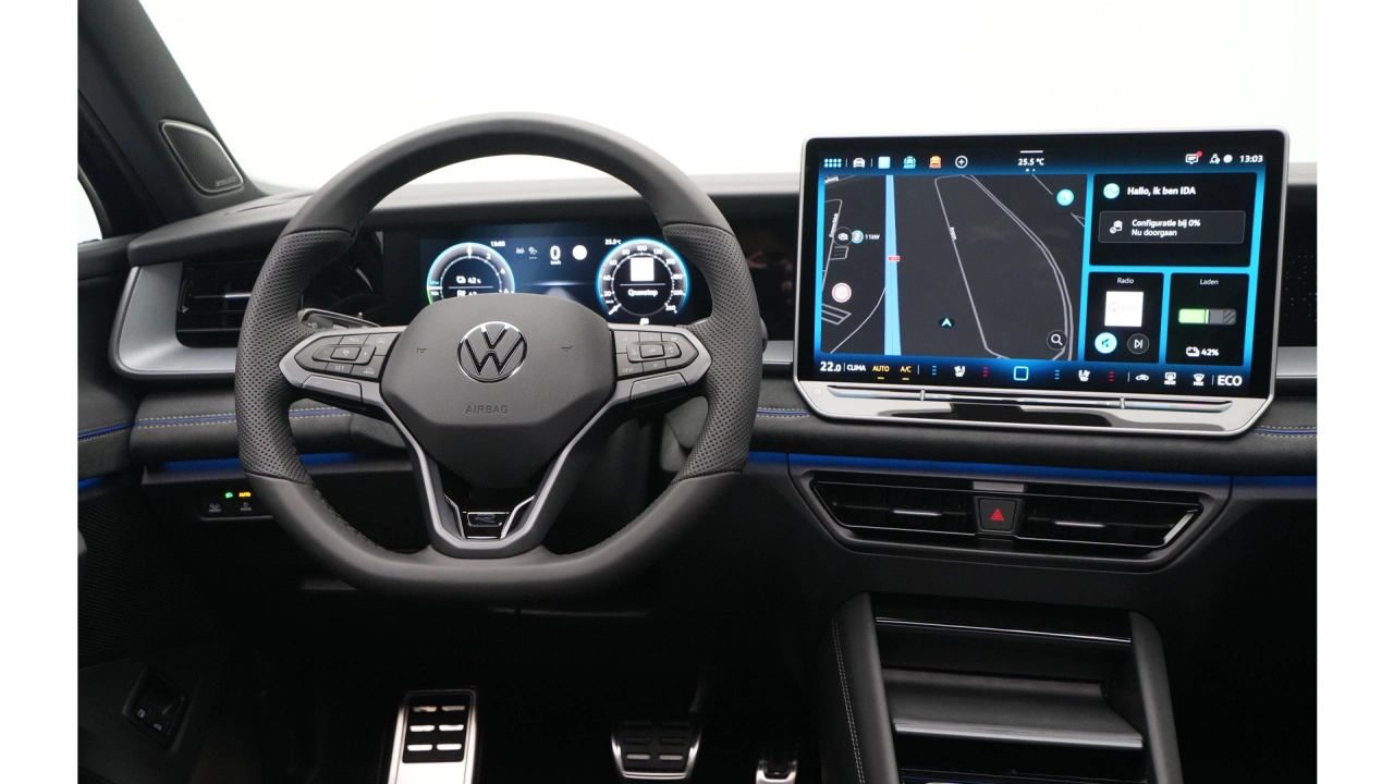 Volkswagen Tayron 1.5 eHybrid 272 6DSG R-Line Edition