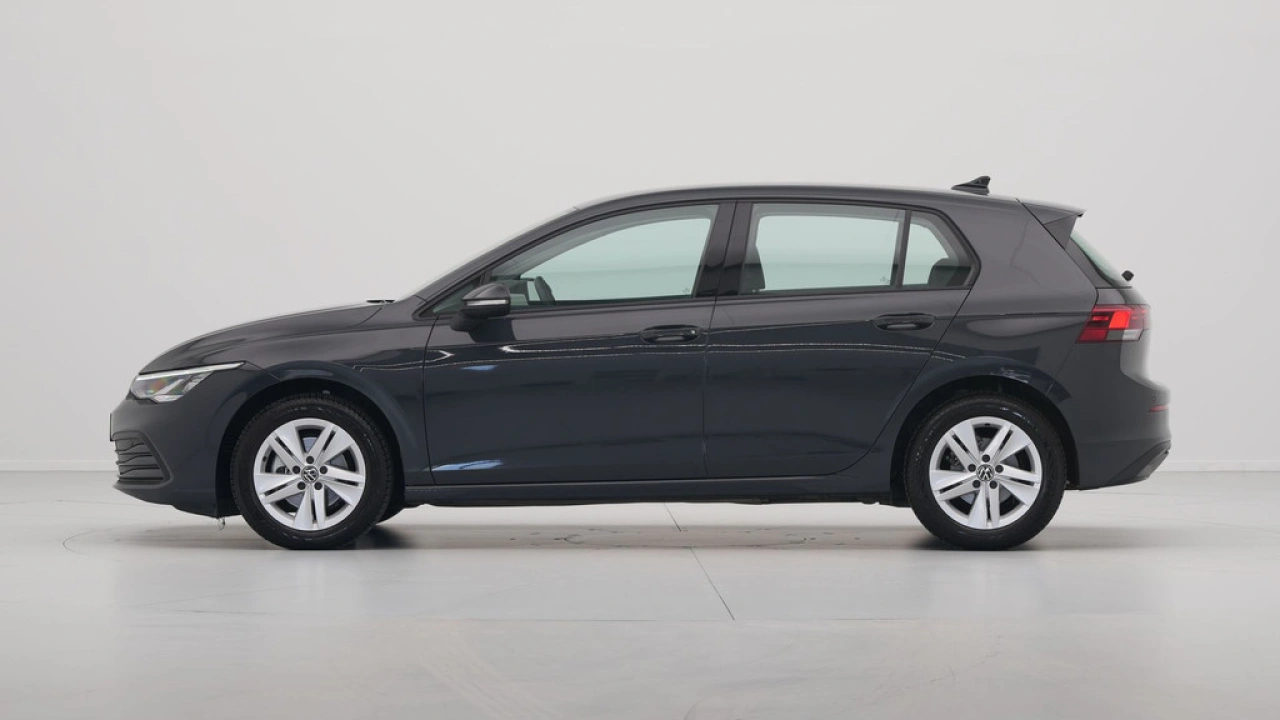 Volkswagen Golf 1.0 eTSI Life Business