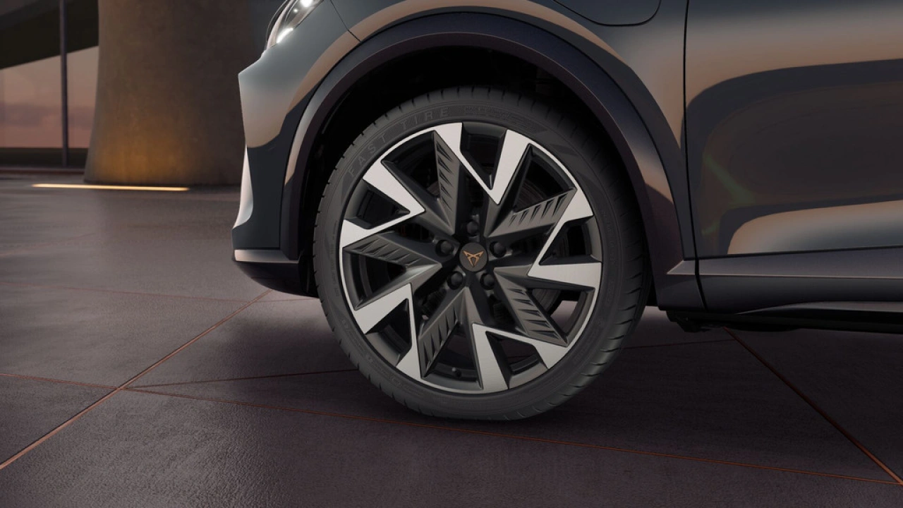 CUPRA Formentor 1.5 TSI e-Hybrid 272 6DSG VZ Performance