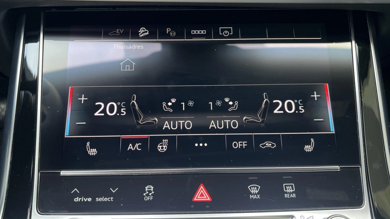 Audi Q7 55 TFSI e 381pk PHEV Quattro Pro Line S / B&O / Panoramadak / Super-Sportstoelen