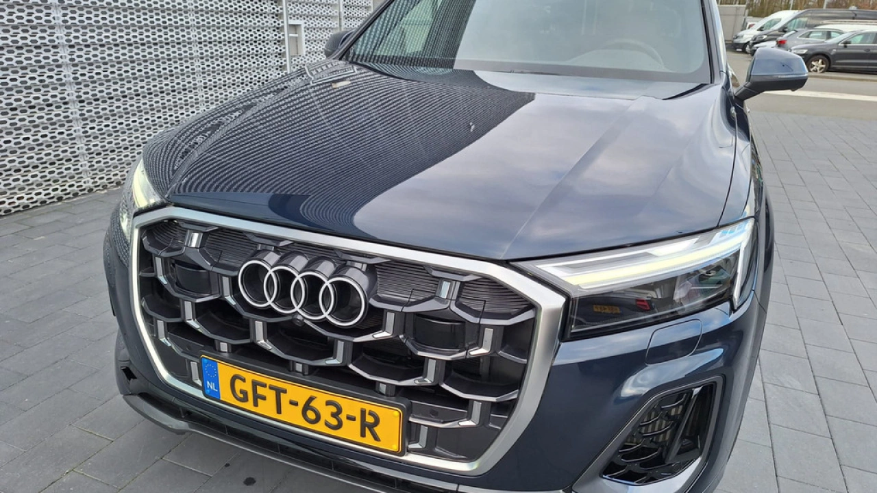 Audi Q7 55 TFSI e 381pk PHEV Quattro Pro Line S / B&O / Panoramadak / Super-Sportstoelen