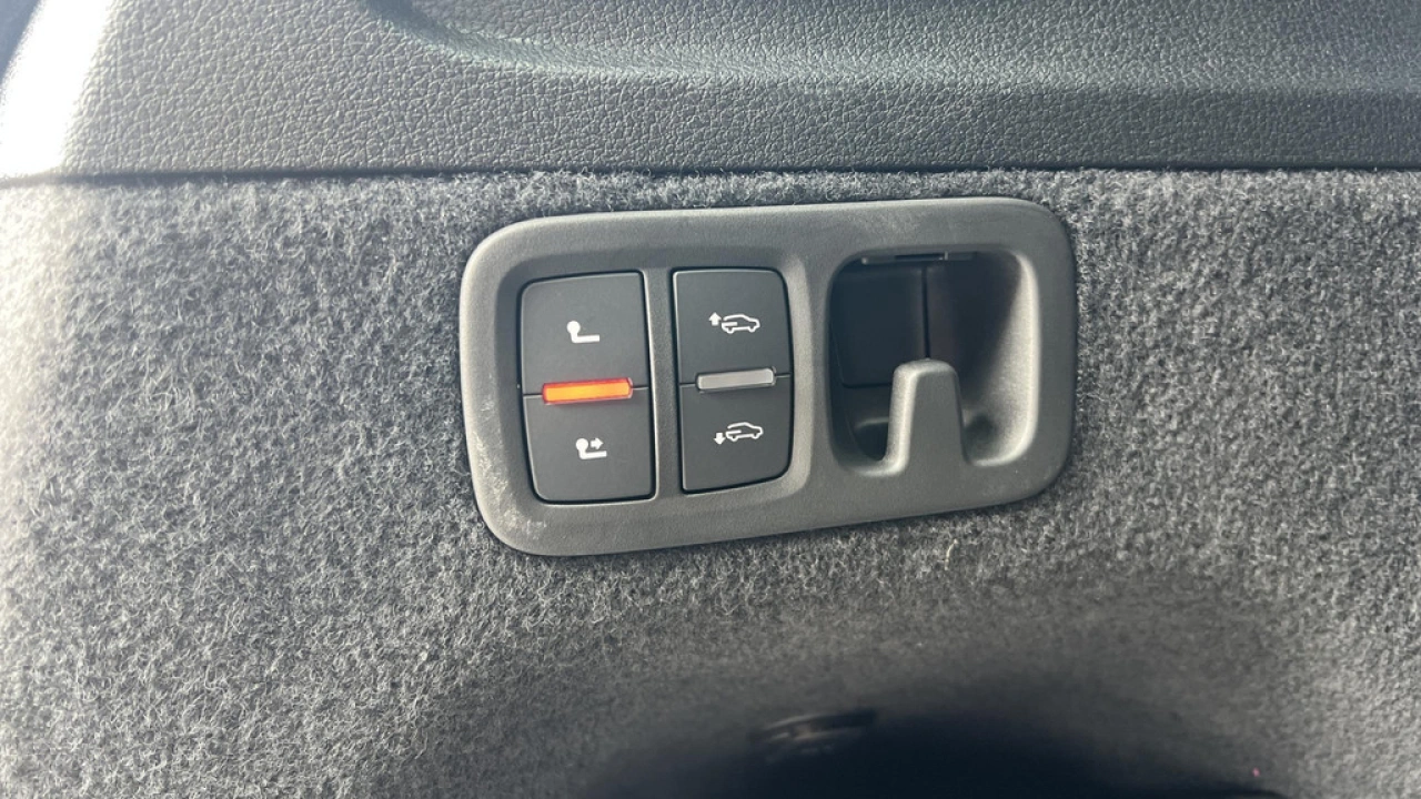 Audi Q7 55 TFSI e 381pk PHEV Quattro Pro Line S / B&O / Panoramadak / Super-Sportstoelen