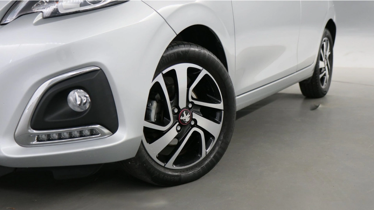 Peugeot 108 1.0 e-VTi 73pk Allure