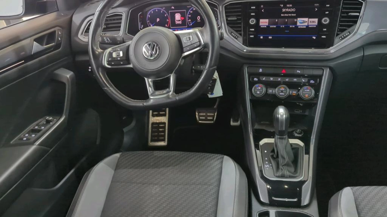 Volkswagen T-Roc 1.5 TSI Automaat Sport Business R-line | Trekhaak |