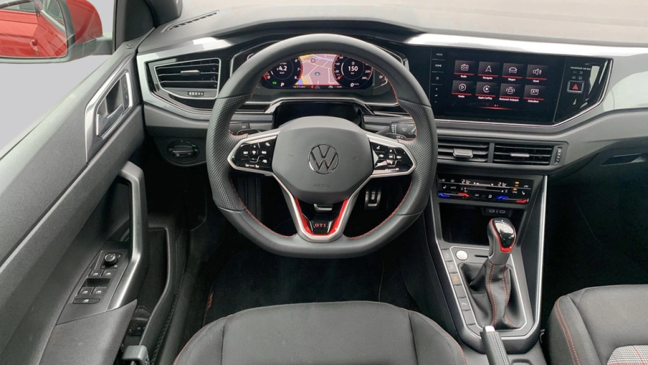 Volkswagen Polo GTI 2.0 207pk Automaat | Pano | Stoelverwarming | Keyless | Cruise | Camera