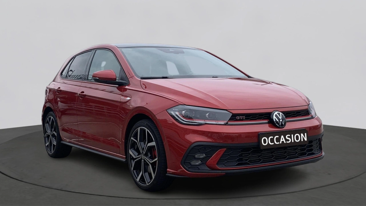 Volkswagen Polo GTI 2.0 207pk Automaat | Pano | Stoelverwarming | Keyless | Cruise | Camera