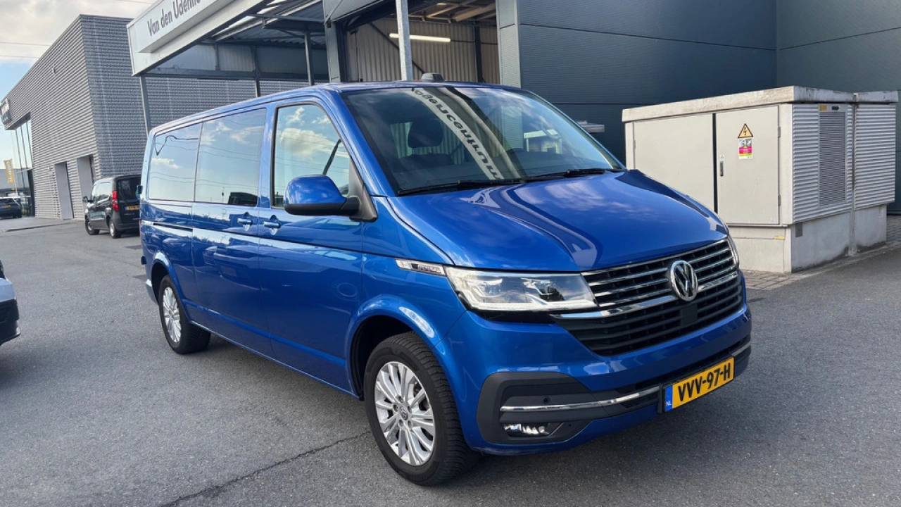VW Bedrijfswagens Transporter Dubbel Cabine L2H1 2.0 TDI 150pk DSG Bulli