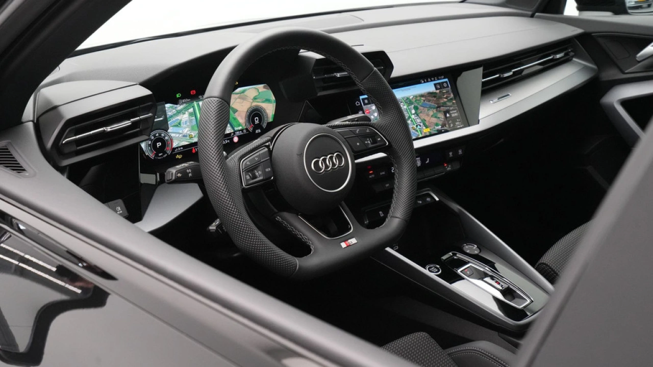 Audi A3 Limousine 30 TFSI S-Tronc S-Line edition