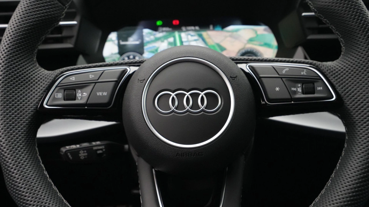 Audi A3 Limousine 30 TFSI S-Tronc S-Line edition