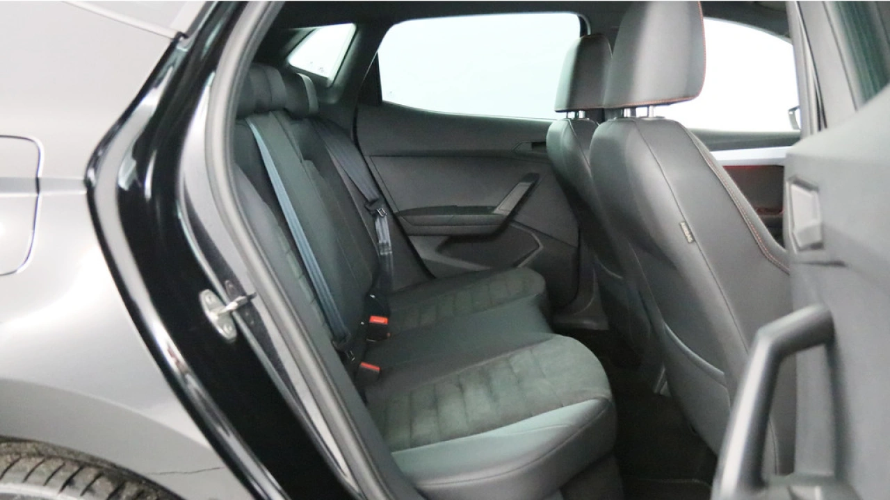 SEAT Ibiza 1.0 EcoTSI 95pk FR Business Connect