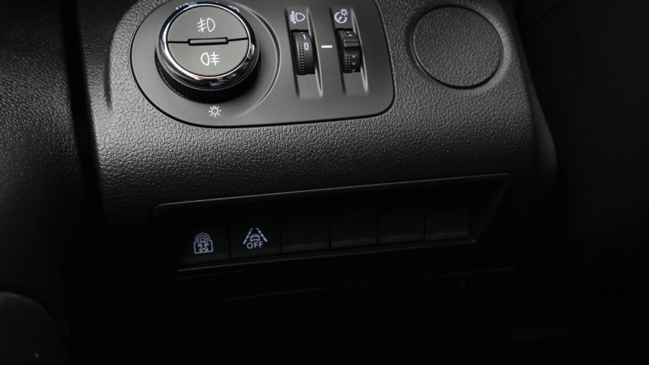 Opel Combo Electric L1 50 kWh 136pk