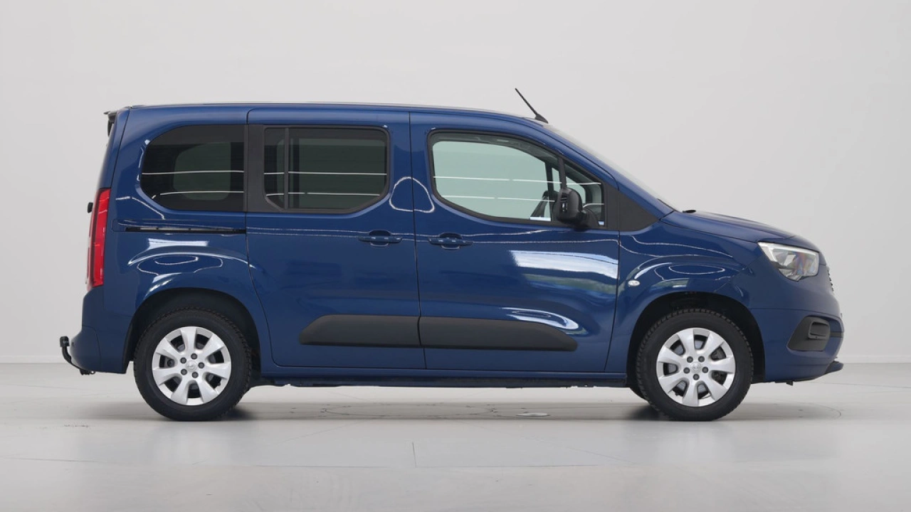 Opel Combo Electric L1 50 kWh 136pk