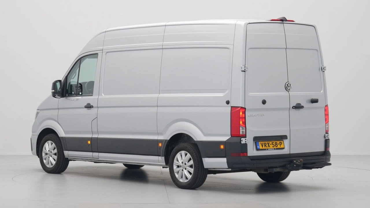 VW Bedrijfswagens Crafter 35 2.0 TDI L3H3 Highline