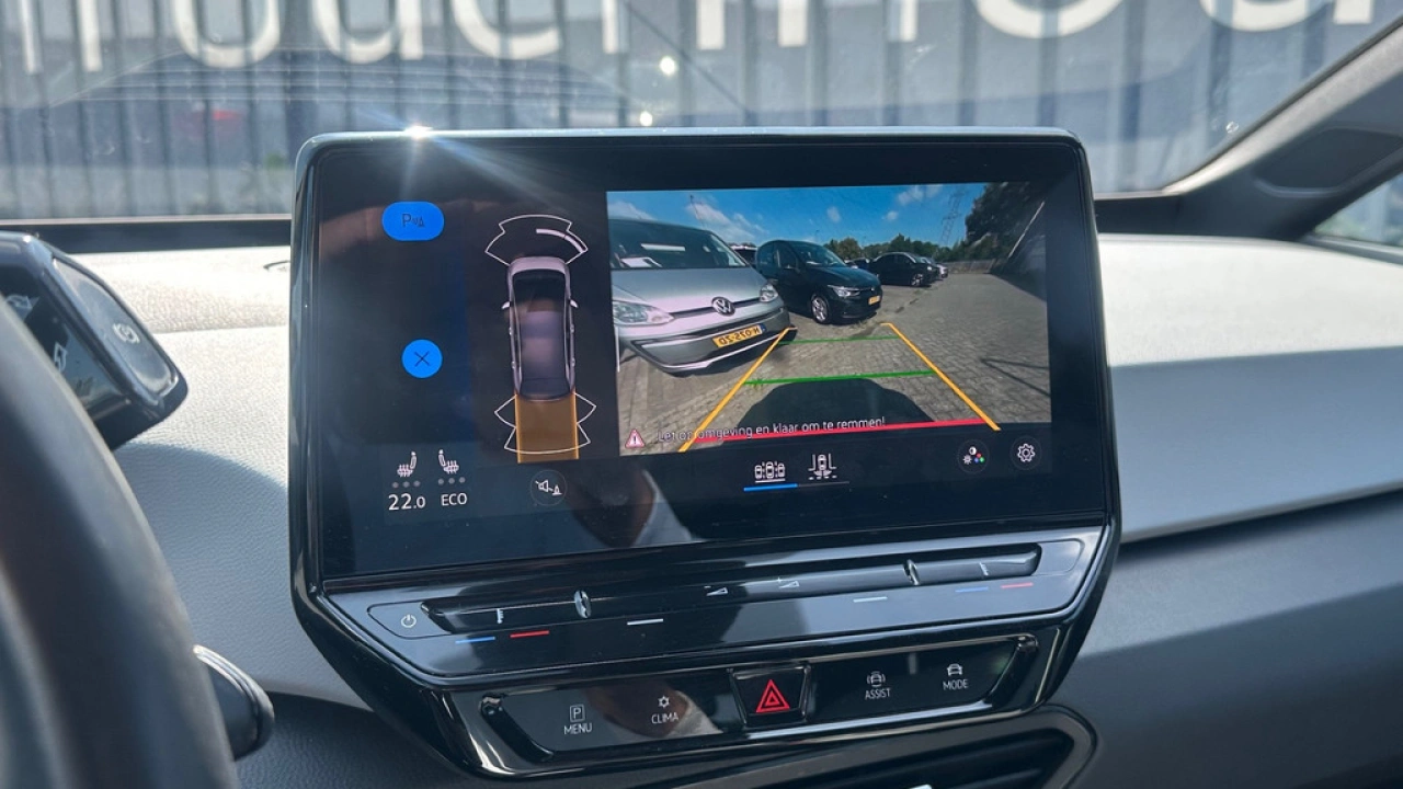 Volkswagen ID.3 First Plus 58 kWh 204pk Navigatie Camera